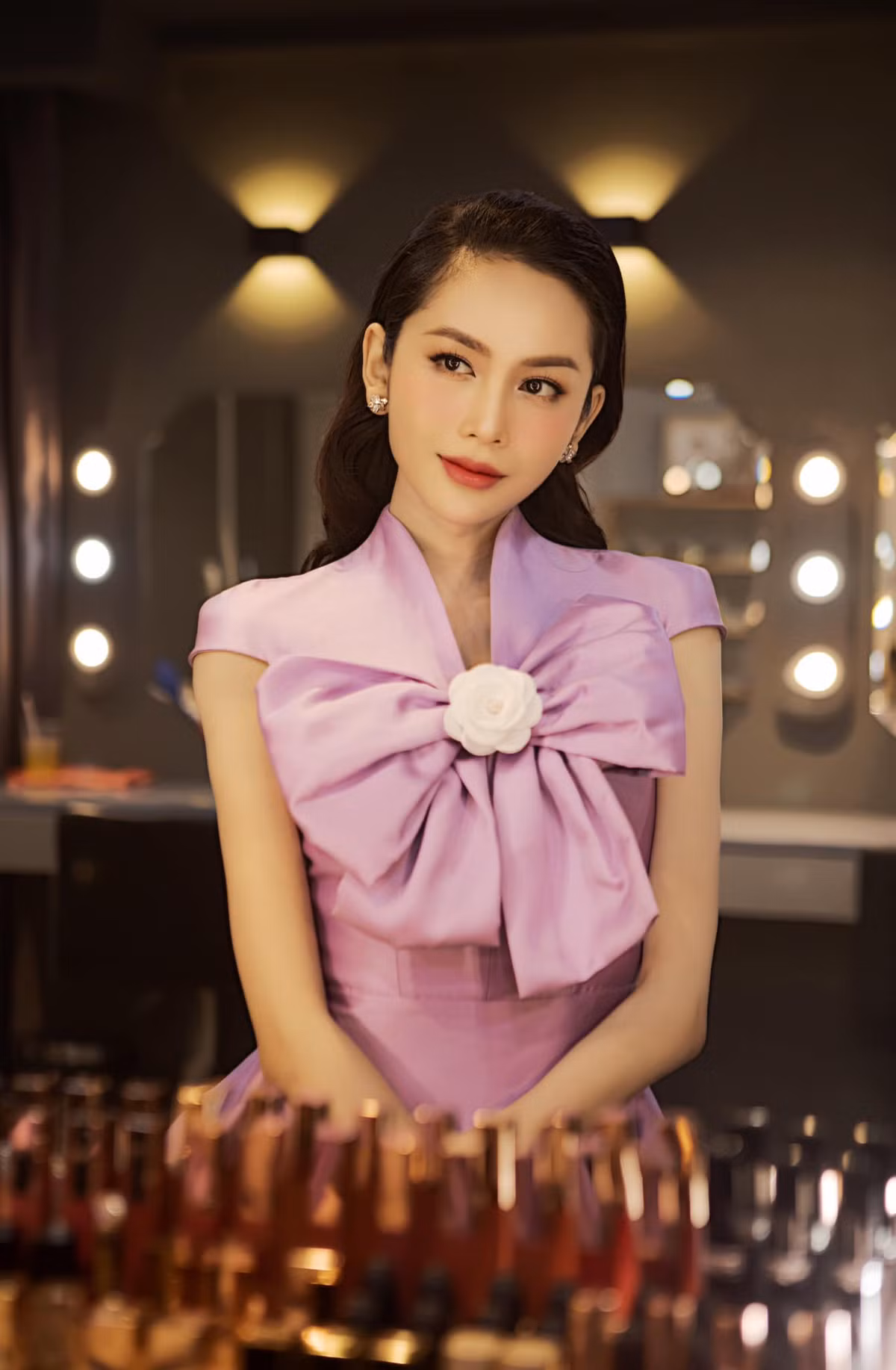 Nhờ tập luyện chăm chỉ mà người đẹp chuyển giới đã có đường những đường cong nóng bỏng và tự tin diện những trang phục gợi cảm, ôm sát. Ảnh: IT.