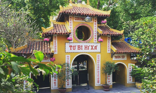 Chùa Quán Sứ (Hà Nội).