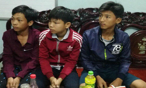 Ba em nhặt được ví tiền chứa trên 40 triệu đồng. Ảnh: Đảm Đoàn.