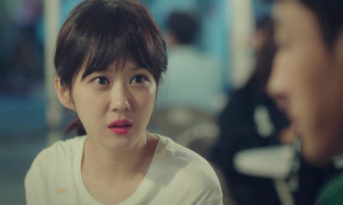 Trước khi thăng chức cho tôi, giám đốc chủ động rủ đi nhà nghỉ với ông ấy (Ảnh minh họa)