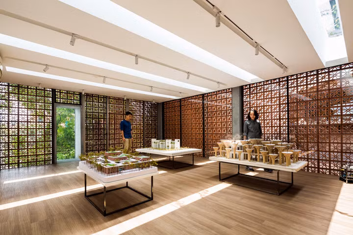 Tòa nhà có diện tích xây dựng là 383m2.