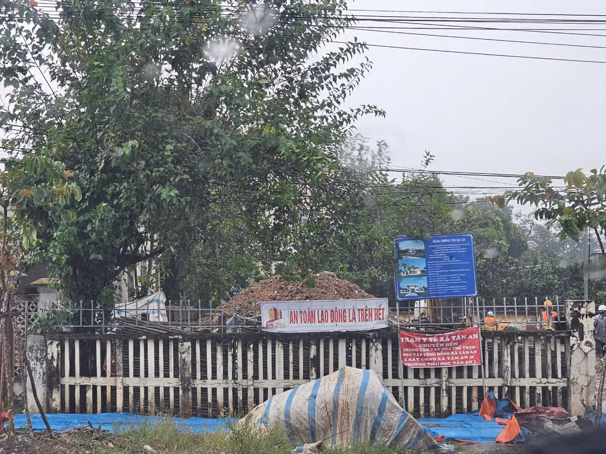 Dong Nai: Ai dang thi cong tram y te xa Tan An?-Hinh-6