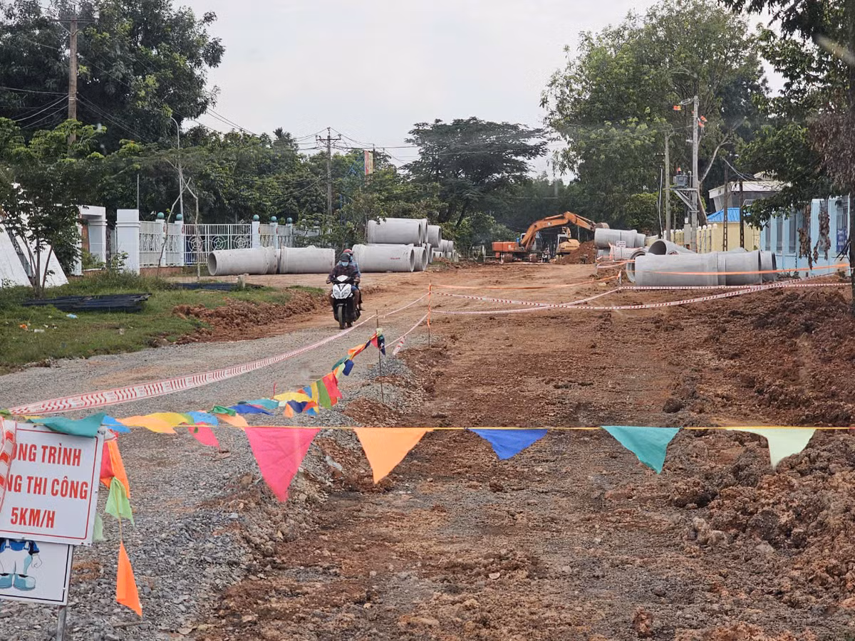 Dong Nai: Hon 17 ty dong cho tuyen duong gan 500m o Vinh Cuu-Hinh-9