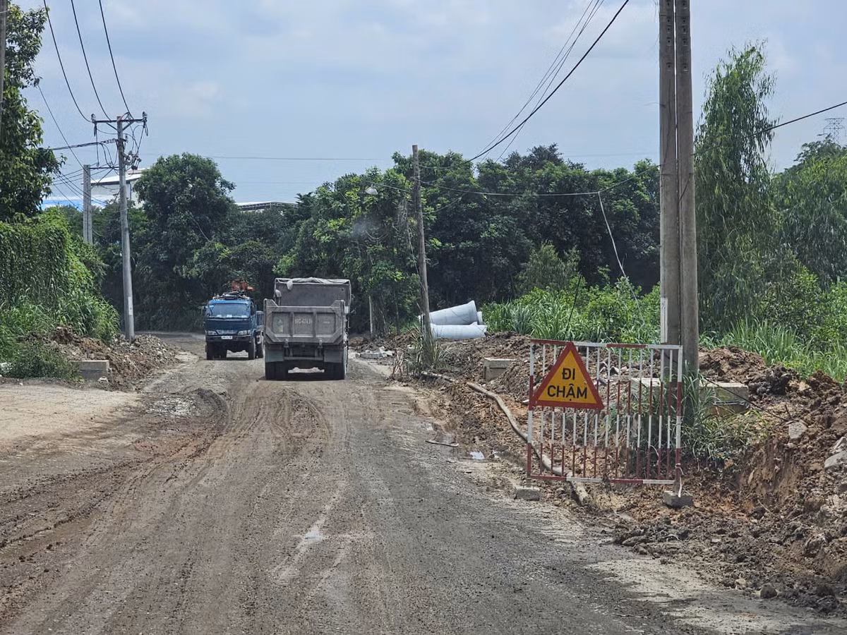 Duy nhất Công ty TNHH Bá Lộc dự thầu và trúng (ảnh ghi nhận ngày 11/9) . Ảnh HĐ