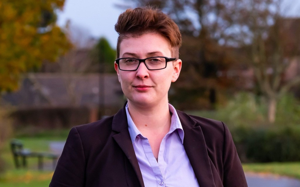 Co gai lam tuong minh la dan ong, nay muon tro ve lam phu nu