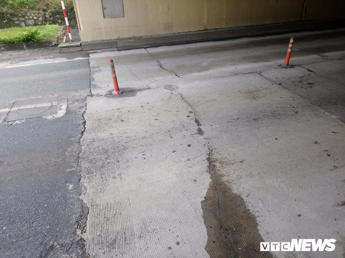 Ông Trần Văn An (trú xã Lộc Điền, huyện Phú Lộc) nói: “Các ổ gà, ổ voi trên mặt quốc lộ 1A trữ đầy nước trong những ngày mưa, khi tầm nhìn bị che khuất cộng với lưu lượng xe chạy nhiều, đi tốc độ cao và tranh nhau vượt ẩu dễ xảy ra tai nạn cho người đi xe máy lắm”.