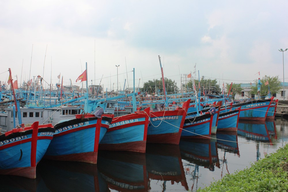 Bao so 6 tien gan Quang Ngai - Khanh Hoa dien bien rat phuc tap