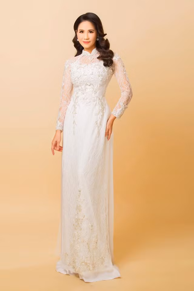 Cuoc song it nguoi biet ve tinh cu cua tai tu bac menh Le Cong Tuan Anh