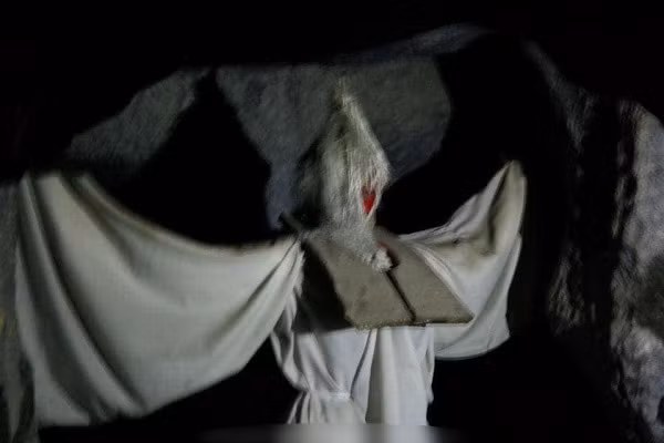 Phải chăng đây là công viên ma chỉ dành cho người trên 18 tuổi?