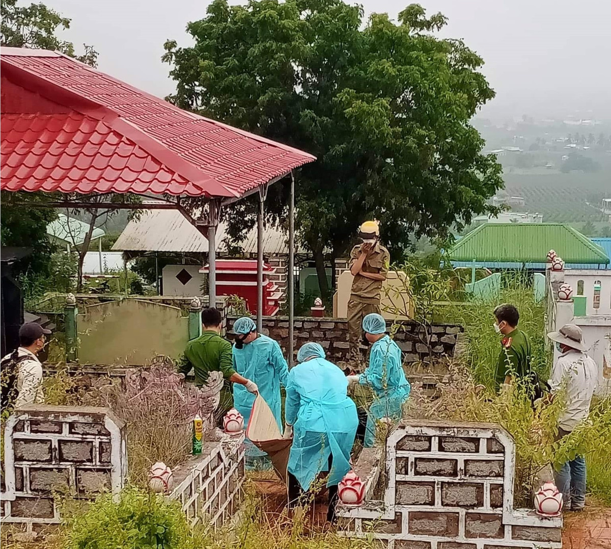 Binh Thuan: Phat hien thi the bi chay den o nghia trang Phan Thiet