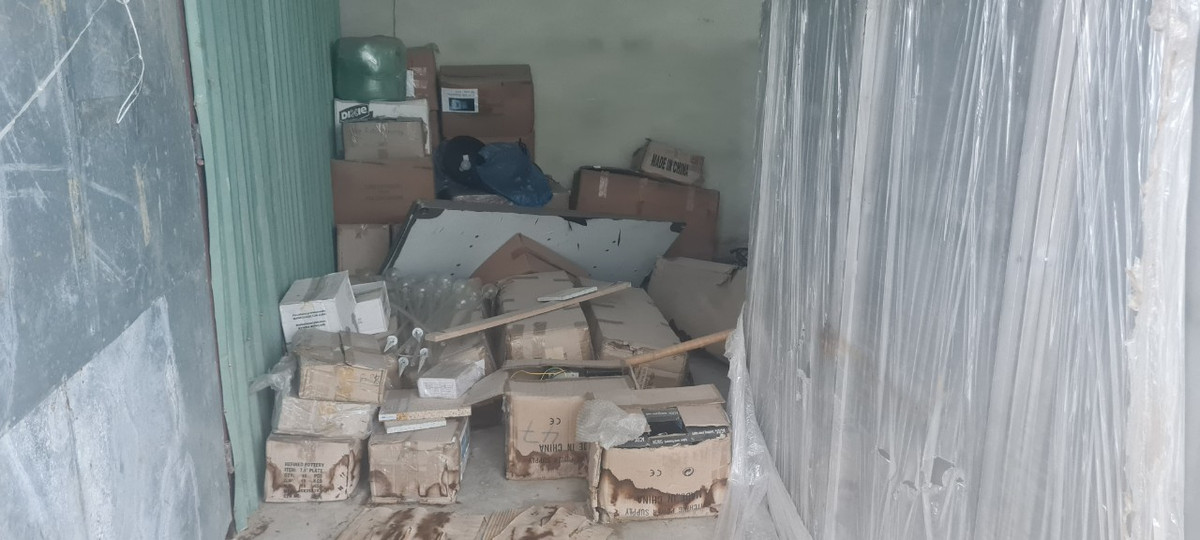 hiều nơi thành kho chứa đồ.