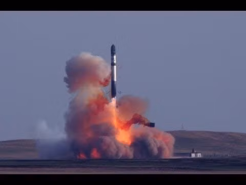 nga sap nhan ten lua dan dao nang 100 tấn hinh anh