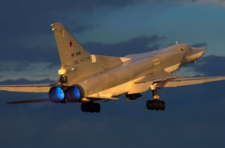 Nhiệm vụ chính của Tu-22M3 là thực hiện các phi vụ tấn công trên biển bằng tên lửa chống hạm Kh-22 và Kh-15.
