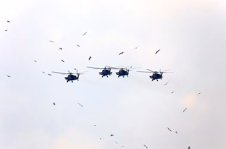 Không quân Nga đã tổ chức một sự kiện hàng không tại Crimea nhằm khẳng định sức mạnh quân sự của họ tại đây.