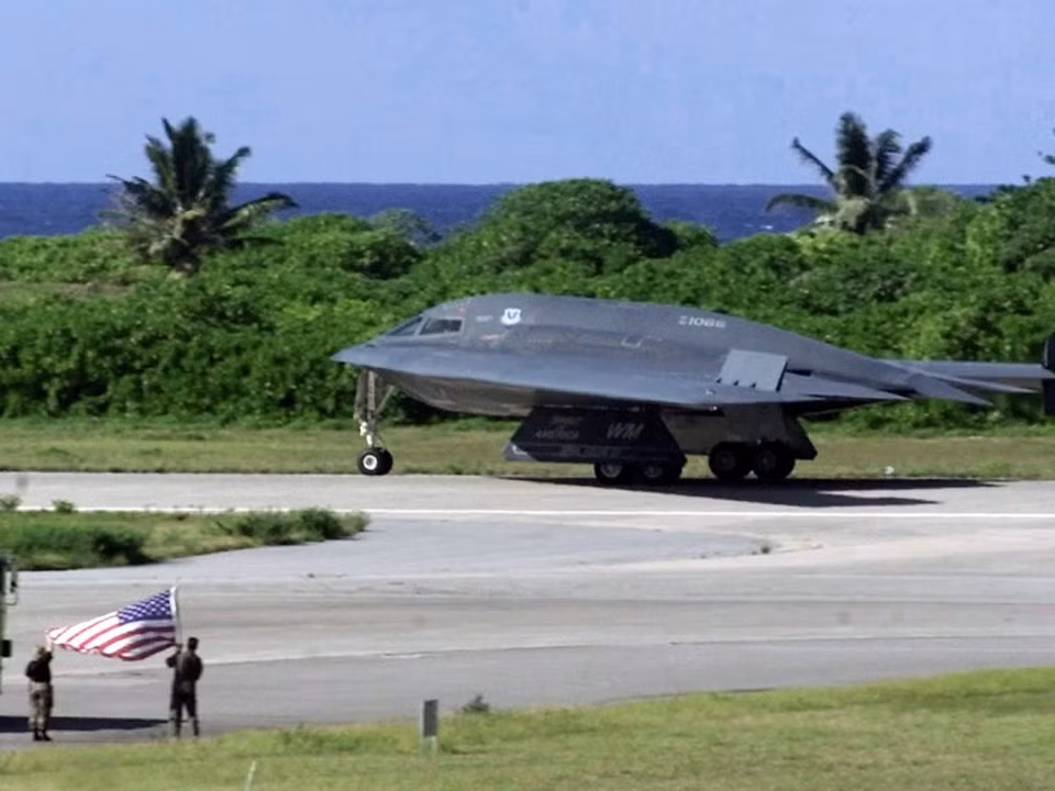 Từ căn cứ này, các máy bay ném bom của Mỹ đã khởi hành và tung ra các cuộc tấn công vào Afghanistan, Iraq vào năm 2003. Trước đó, căn cứ quân sự trên đảo Diego Garcia cũng từng là bàn đạp để Không quân Mỹ tung quân trong cuộc Chiến tranh Vùng Vịnh. Nguồn ảnh: BI.