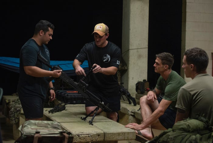 Các loại vũ khí của Mỹ cũng được mang ra thử nghiệm, tìm điểm yếu khi chúng hoạt động trong môi trường rừng rậm nhiệt đới để người lính biết cách phòng chống, bảo dưỡng các loại vũ khí này. Nguồn ảnh: FAS.