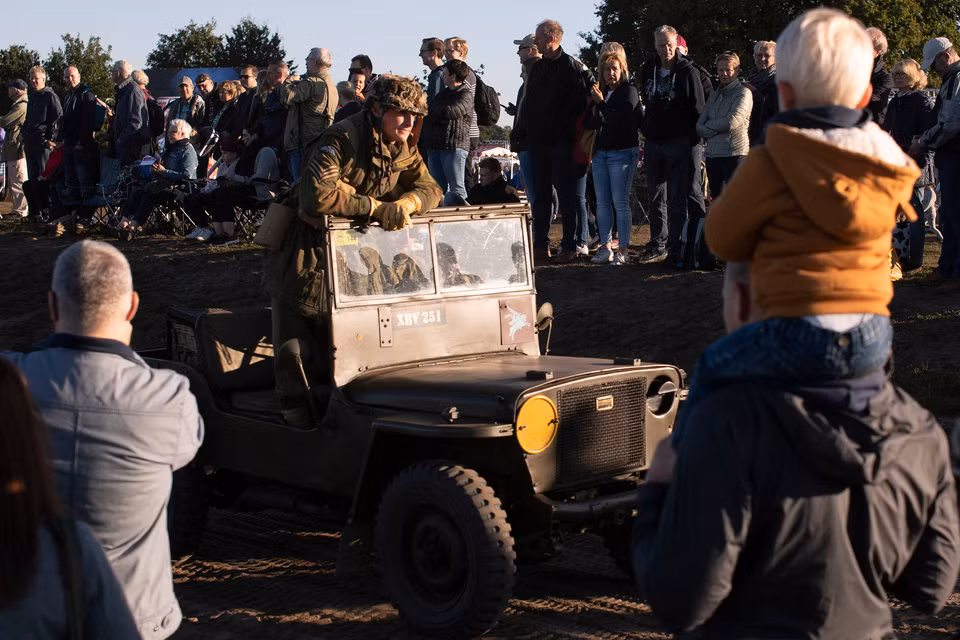 Sự thất bại của chiến dịch Market Garden khiến quân đồng minh bị chậm chiến độ, không thể tấn công vào Đức nhanh như các tính toán ban đầu và phải mãi tới tháng ba năm sau - nghĩa là nửa năm sau lực lượng đồng mih trên bộ mới dấn dần được vào lãnh thổ Đức. Nguồn ảnh: BI.