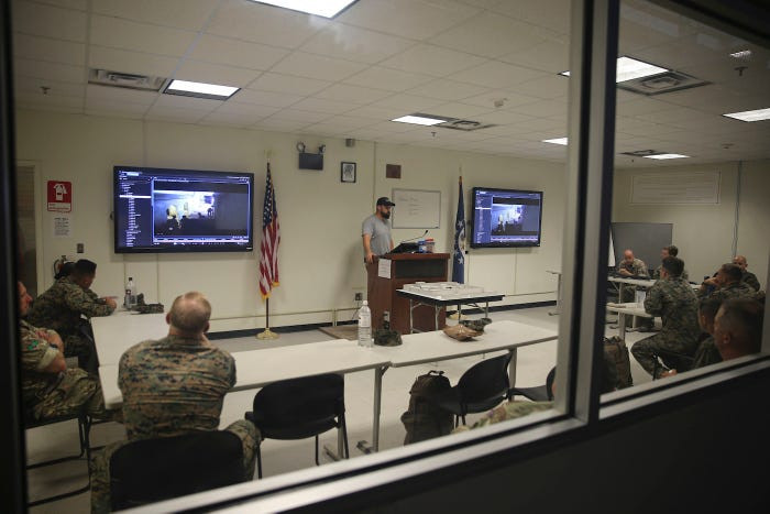 Có thể kể đến phi vụ đột kích để giải cứu con tin tại Đại Sứ quán Mỹ tại Iran, cuộc đột kích giải cứu tàu buôn hàng của Mỹ ở Campuchia,... tất cả đều thất bại thảm hại. Nguồn ảnh: BI.