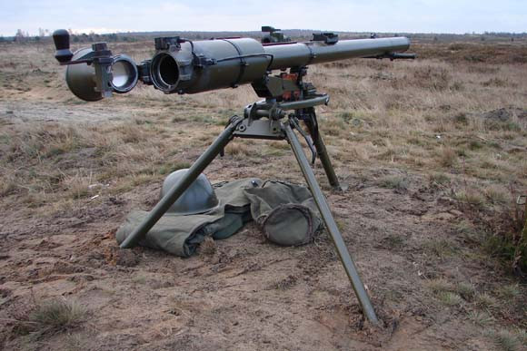 Thậm chí, một vài cải tiến còn cho phép súng chống tăng SPG-9T được gắn trên các phương tiện cơ giới hiện đại khác, cung cấp khả năng cơ động cao cũng như hỏa lực mạnh, đảm bảo quá trình vận động trên chiến trường không bị ảnh hưởng do trọng lượng quá lớn của súng gây ra. Nguồn ảnh: Flickr.