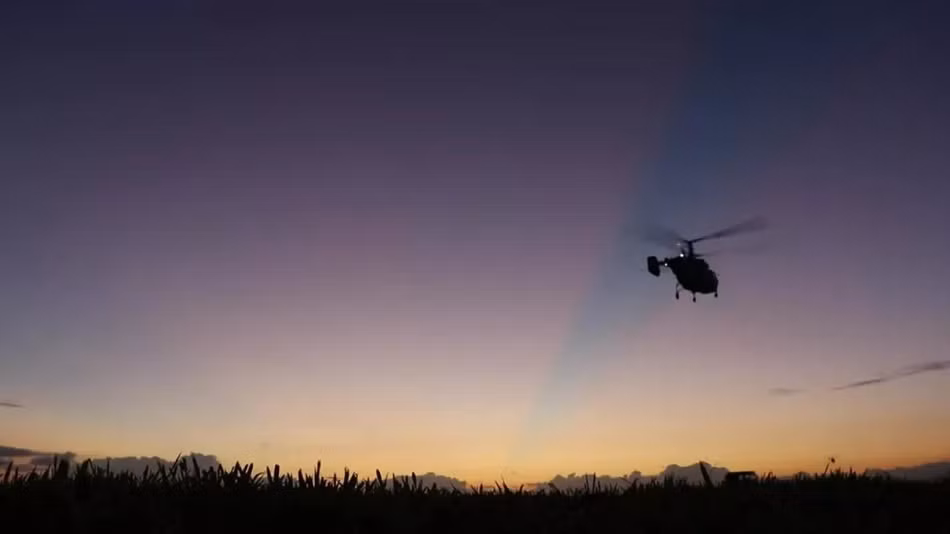 Độ phức tạp của Ka-28 khiến cho chi phí bảo dưỡng, vận hành loại trực thăng này bị đội lên khá cao. Đặc biệt là những thợ bảo dưỡng dòng trực thăng đồng trục này cần được đào tạo bài bản và chuyên sâu một cách riêng biệt, hết sức đắt đỏ. Nguồn ảnh: Sina.