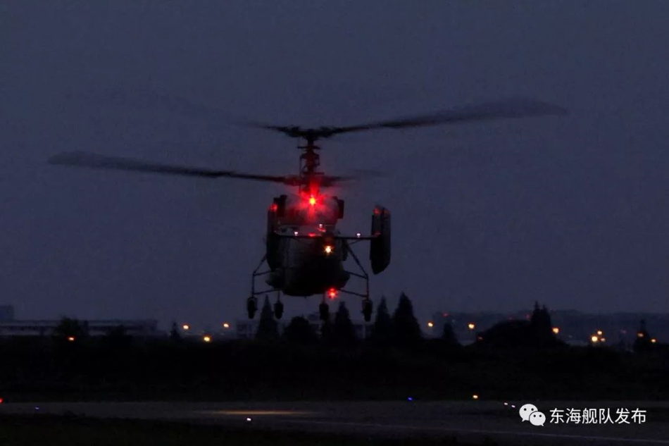 Với công nghệ chế tạo động cơ và vật liệu chịu lực của Trung Quốc hiện tại, việc nghiên cứu và sao chép được loại trực thăng đồng trục Ka-28 xem chừng là hết sức khó khăn, chưa kể tới việc dù có làm ra được một phiên bản nội địa, giá thành và chi phí vận hành của nó cũng sẽ không hề rẻ. Nguồn ảnh: Sina.