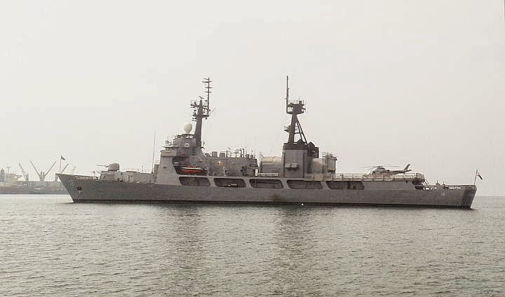 Về cơ bản, hai tàu được Philippines mang đi tập trận chung ASEAN đều có trọng tài 3250 tấn, sử dụng động cơ diesel công suất 36.000 mã lực, tốc độ tối đa 54 km/h và được trang bị các loại vũ khí bao gồm hải pháo 76mm, pháo tự động 25mm và bốn súng máy 12,7mm. Nguồn ảnh: Commons.