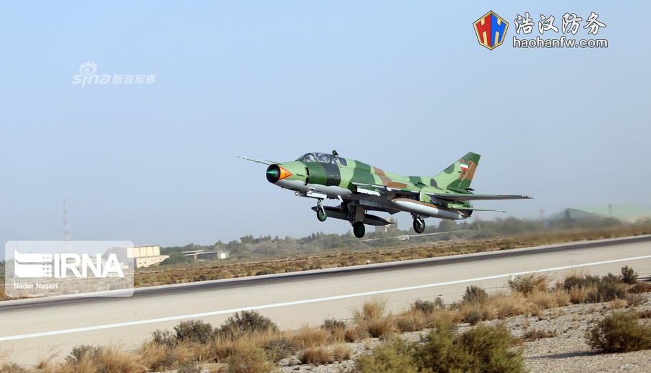 Thực tế, những chiếc Su-22 này được Iran chiếm được của Không quân Iraq từ năm 1991 với số lượng 40 chiếc. Tuy nhiên trải qua thời gian, tới nay chỉ còn 20 chiếc phục vụ trong không quân nước này. Nguồn ảnh: IRNA.