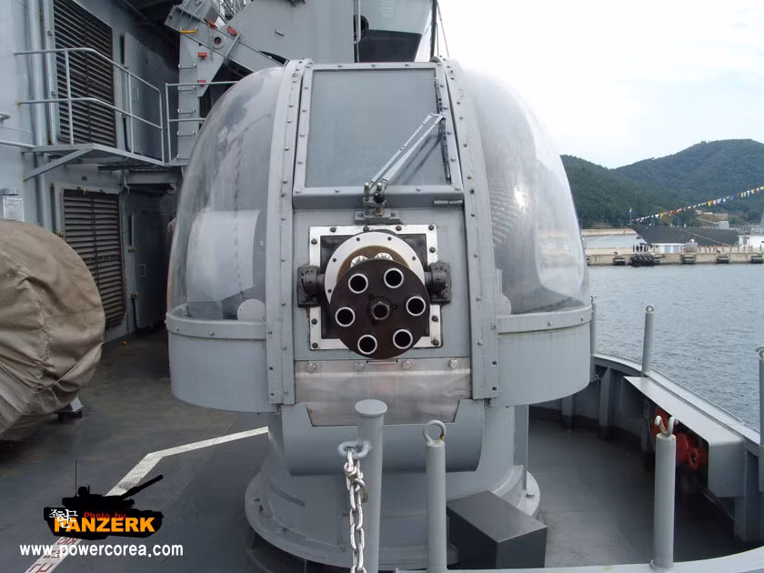 Đây là hệ thống khá độc đáo được dùng phổ biến trên nhiều loại tàu chiến do Hàn Quốc sản xuất. Nguồn ảnh: Chosul.