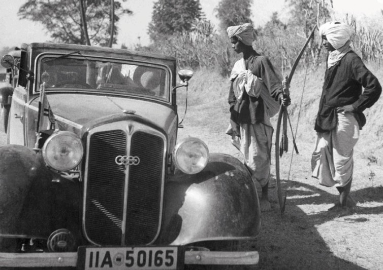 Tuy nhiên những chiếc xe con của Audi trong Chiến tranh Thế giới thứ hai luôn bị đánh giá thấp hơn xe Mercedes và chỉ dành cho sĩ quan cấp tá đổ xuống. Nguồn ảnh: Thearchive.