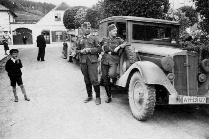 Audi cũng nhiệt tình sản xuất một số lượng lớn xe tải, xe con cho quân đội Đức quốc xã trong Chiến tranh Thế giới thứ hai. Nguồn ảnh: Thearchive.