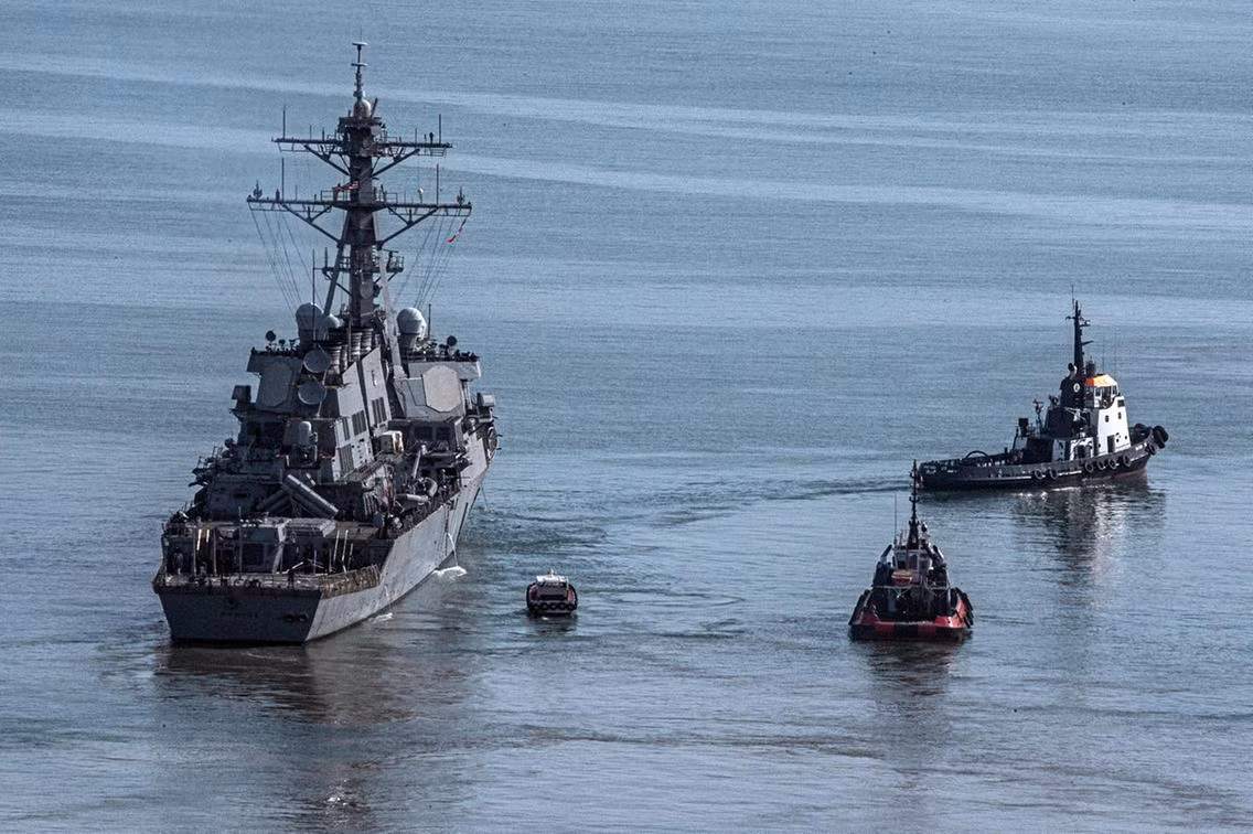 Việc Hải quân Mỹ xuất hiện ở Beirut cũng được coi là động thái cố tình để lộ bài nhằm nắn gân Tehran. Theo đó, Mỹ dường như muốn gửi ngầm một thông điệp về việc nước này có thể tấn công Iran từ nhiều hướng, không chỉ từ vịnh Ba Tư mà còn có thể sẽ là từ Địa Trung Hải. Nguồn ảnh: Usmil.