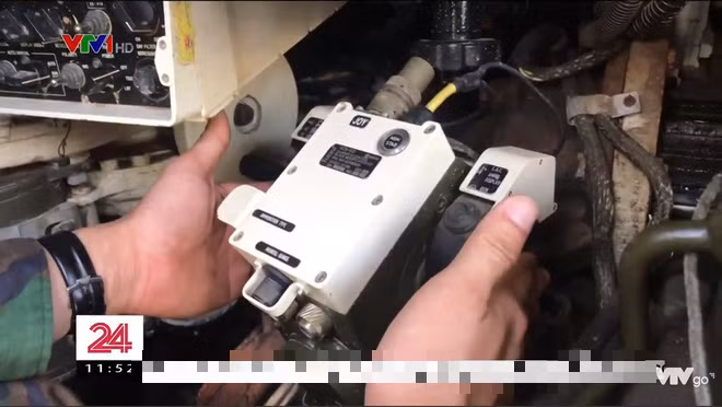 Hệ thống ngắm này là một phần của hệ thống kiểm soát hoả lực TIFCS-3BU. Đây là hệ thống kiểm soát hoả lực do một công ty mang tên Indra của Tây Ban Nha thiết kế. Nguồn ảnh: VTV.