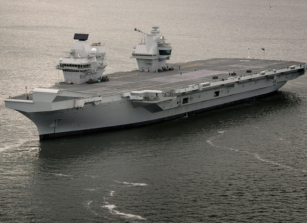 Trước đó vào năm 2018 vừa rồi, Bắc Kinh từng gửi công hàm phản đối đến London sau khi một tàu chiến của Hải quân Hoàng gia Anh tiếp cận vào sát khu vực đảo mà Trung Quốc "đòi" chủ quyền trên biển Đông. Nguồn ảnh: Royalnavy.
