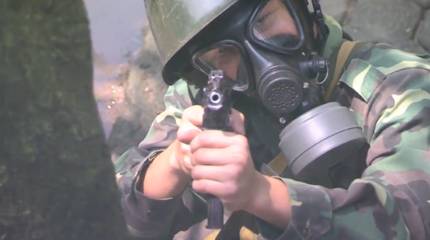 Trong quá khứ, tiểu liên PM-63 thường được trang bị vào lực lượng phòng hoá của Quân đội Việt Nam. Nguồn ảnh: Tube.