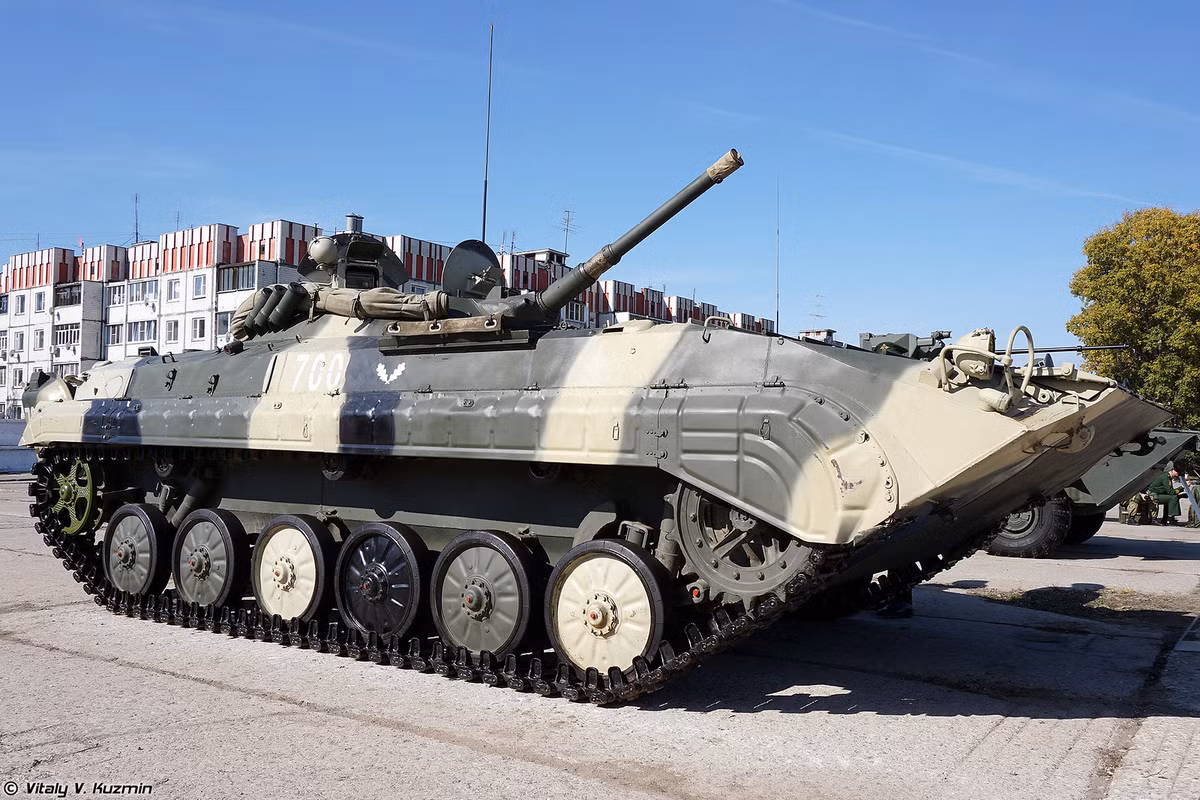 Xe trinh sát BRM-1K được phát triển dựa trên thiết kế khung gầm của xe BMP-1. Nguồn ảnh: Vitaly.