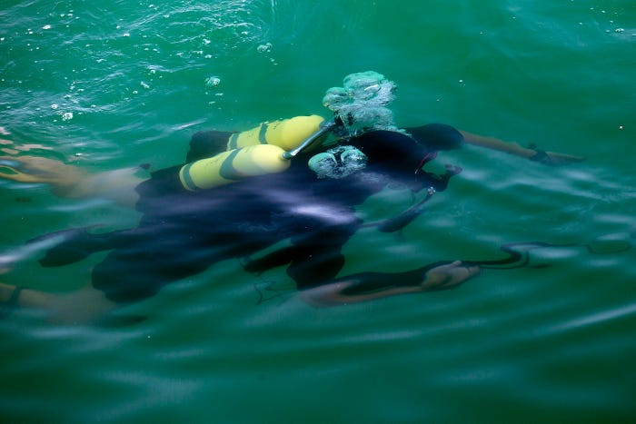 Tính tới thời điểm hiện tại, sau hơn 2 năm vận hành, căn cứ hải quân Tartus luôn có ít nhất 10 tàu chiến Nga thường trực trong đó có hẳn một tàu ngầm hạt nhân. Nguồn ảnh: BI.