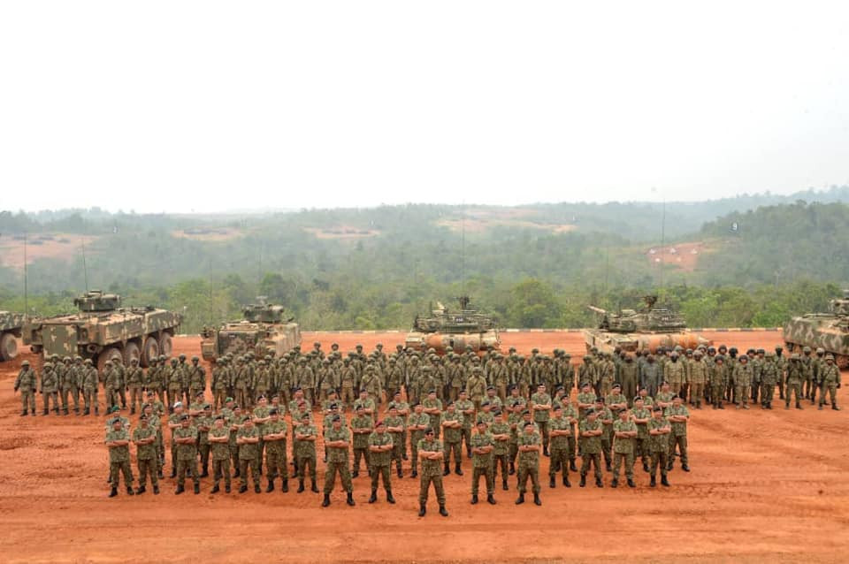 Với trình độ khoa học công nghệ phát triển, kèm theo đó là khả năng ngoại giao rất tốt trong lĩnh vực quân sự, có thể thấy dàn vũ khí của Malaysia được nước này nhập khẩu từ rất nhiều quốc gia trên thế giới, phong phú về chủng loại cũng như mẫu mã. Nguồn ảnh: Tentera Darat Malaysia.