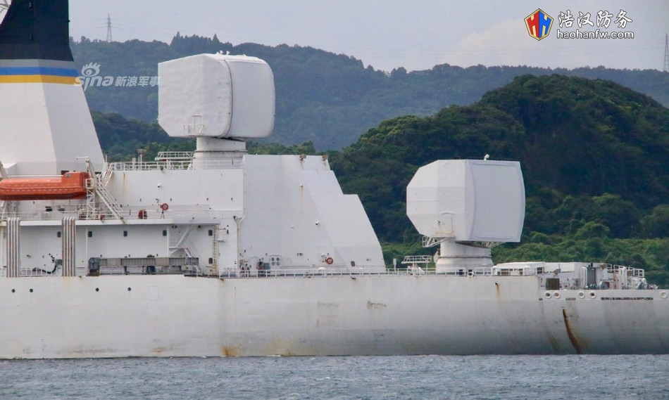 Với tiền tố USNS và không mang vũ trang, tàu trinh sát tên lửa Howard O. Lorenzen về cơ bản giống như những tàu bệnh viện của Hải quân Mỹ, có thể di chuyển vào sâu trong hải phận của quốc gia khác mà không cần khai báo hoặc xin phép như những tàu vũ trang khác. Nguồn ảnh: Sina.