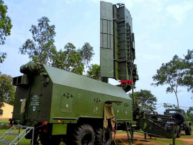 Loại radar này cũng được cho là có khả năng bắt bám được các mục tiêu bay có diện tích phản xạ radar rất nhỏ với tầm giám sát cự ly xa tối đa 175 km, cao độ lớn nhất 18 km so với mực nước biển. Nguồn ảnh: QQ.