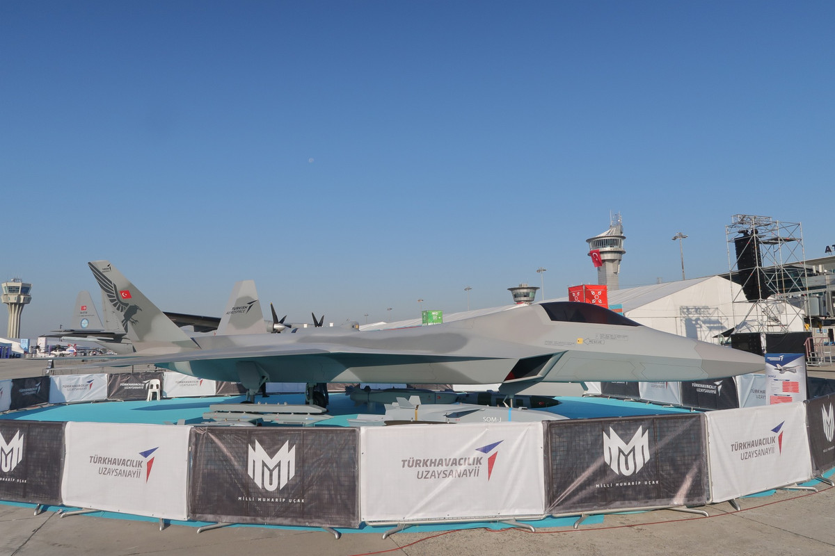 Đầu tiên phải kể đến loại máy bay thế hệ thứ năm hiện đang được Thổ Nhĩ Kỳ phát triển - một trong những sản phẩm thi được nhiều sự quan tâm nhất chính là máy bay MMU hay còn có tên gọi khác là TF-X. Nguồn ảnh: Livejournal.