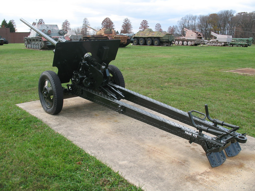 Đây là tốc độ bắn cực nhanh, cho phép cung cấp hoả lực áp đảo đối phương, tạo điều kiện cho bộ binh vận động áp sát để tung đòn kết liễu mục tiêu ngay khi pháo binh ngừng khai hoả. Nguồn ảnh: BD.