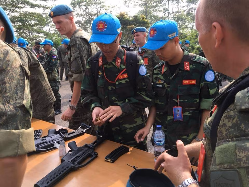 Nhiều khả năng, đây sẽ là các đơn vị công binh đầu tiên của Việt Nam tham gia lực lượng gìn giữ hoà bình của Liên Hiệp Quốc. Nguồn ảnh: Indonews.