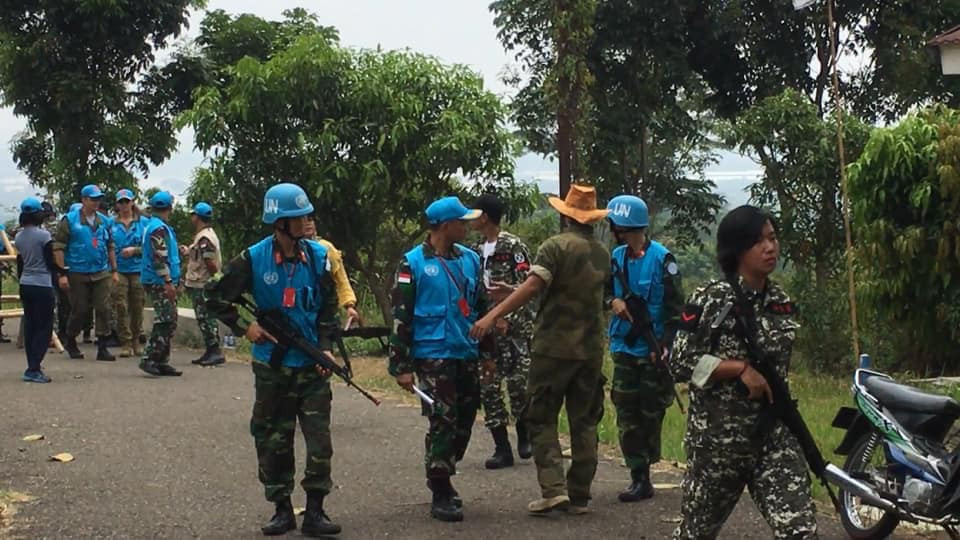 Khoá đào tạo được trực tiếp thực hiện bởi những giảng viên người nước ngoài và sĩ quan chỉ huy của quân đội Indonesia - quốc gia đã có kinh nghiệm tham gia gìn giữ hoà bình cho Liên Hiệp Quốc trong quá khứ. Nguồn ảnh: Indonews.
