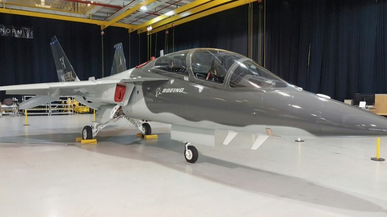 Tuy nhiên tới hôm 9/9 vừa rồi, Không quân Mỹ đã chính thức xác nhận sẽ sử dụng những máy bay huấn luyện này để thay thế cho chiếc T-38 Talon trong biên chế của mình. Nguồn ảnh: BI.