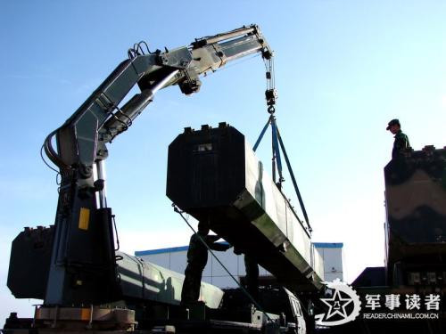 Tuy nhiên giới quan sát nhận định, vụ việc để lộ tên lửa hồi tuần trước của nước này đúng là... "lỡ tay" thật vì ngay sau đó, Trung Quốc đã tiến hành gỡ bỏ video cũng như sử dụng công cụ kiểm soát Internet của mình để loại bỏ hoàn toàn những hình ảnh về loại vũ khí mới này. Nguồn ảnh: QQ.