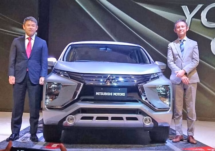 Cách đây 1 năm tại triển lãm ôtô Indonesia (GIIAS), Mitsubishi đã giới thiệu một mẫu MPV ý tưởng với tên gọi XM Concept. Trước thềm triển lãm GIIAS 2017 sắp được tổ chức vào ngày 10/8/2017 mới, phiên bản thương mại của chiếc xe là mẫu MPV giá rẻ Mitsubishi Expander 2018 đã được Mitsubishi chính thức ra mắt tại một sự kiện riêng.