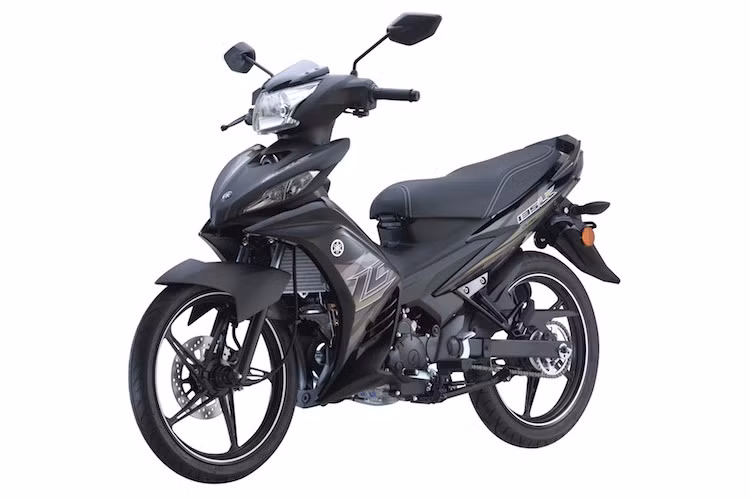 Vào cuối năm 2014 khi Yamaha Exciter 150 mới xuất hiện, thế hệ Exciter 135 cuối cùng, hay còn được dân chơi xe Việt gọi là Yamaha Exciter 135 2011 đã bị Yamaha Việt Nam ngừng sản xuất. Tuy nhiên tại thị trường Malaysia, phiên bản này vẫn tiếp tục tồn tại tới ngày nay với tên gọi Yamaha Y135LC và vừa được cập nhật lên đời 2017.