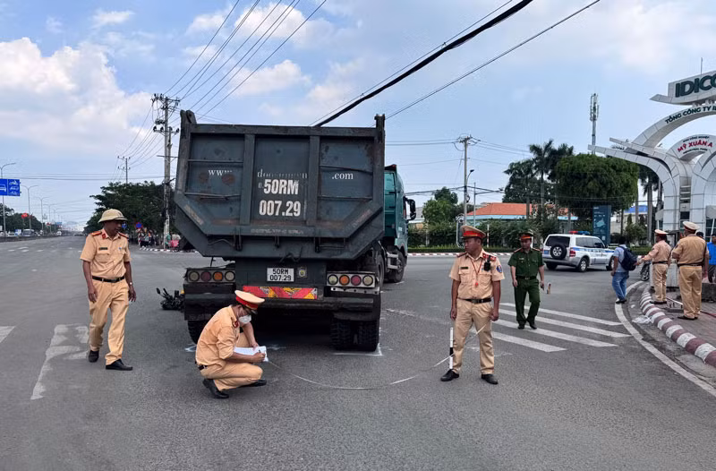 Tai nan giao thong tang trong ngay thu hai ky nghi le 30/4-Hinh-2