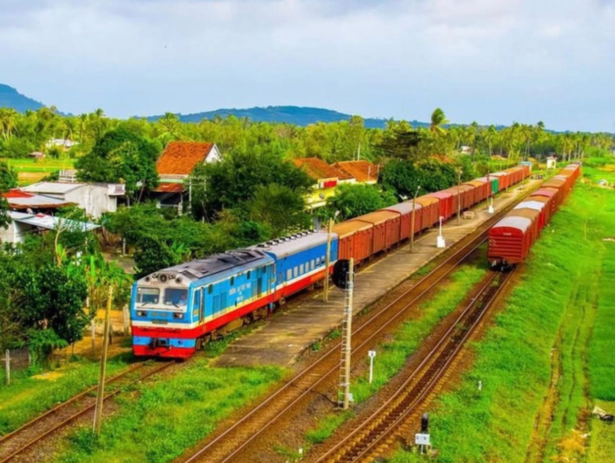 Thần tốc khởi công tuyến đường sắt 8 tỷ USD Than toc khoi cong tuyen duong sat 8 ty USD