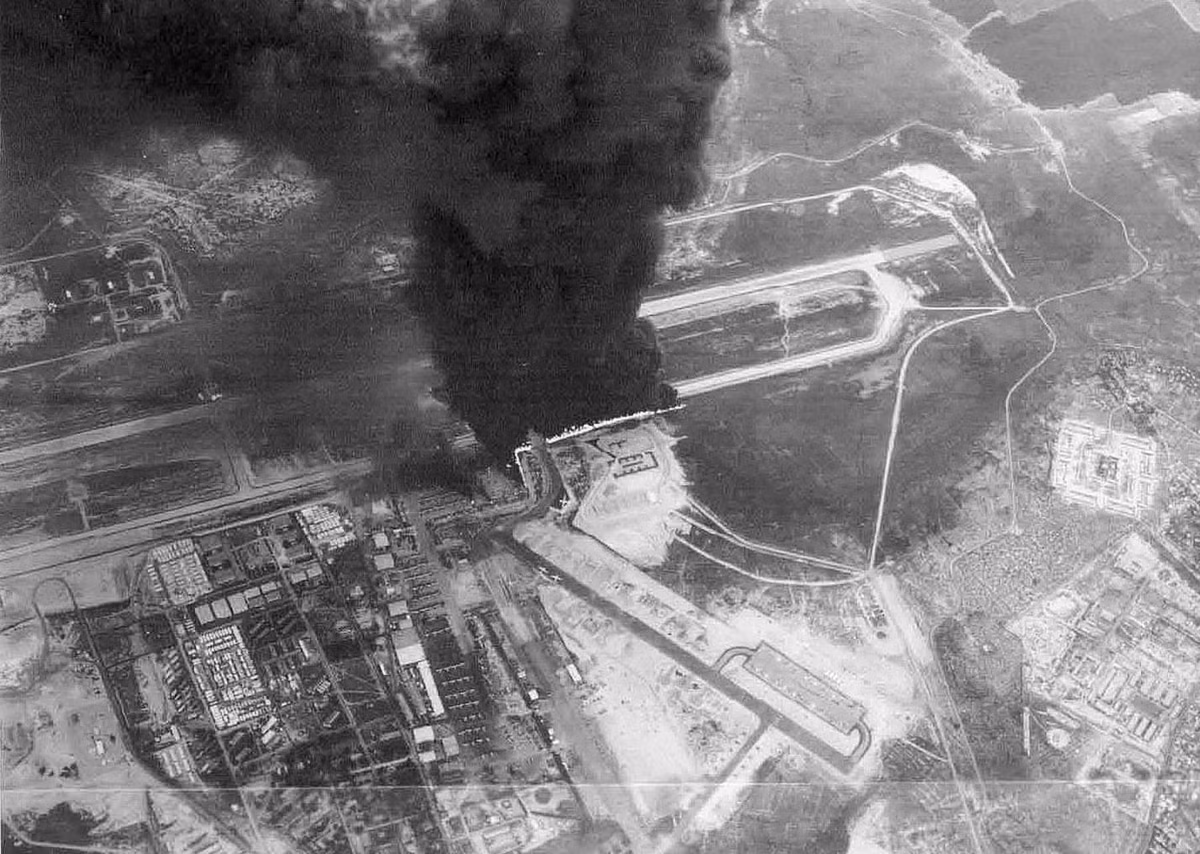 Truyền thông Mỹ đánh giá, đây là một trong những thảm họa tồi tệ nhất trong lịch sử không quân quốc gia này. Ảnh: BQP Mỹ.